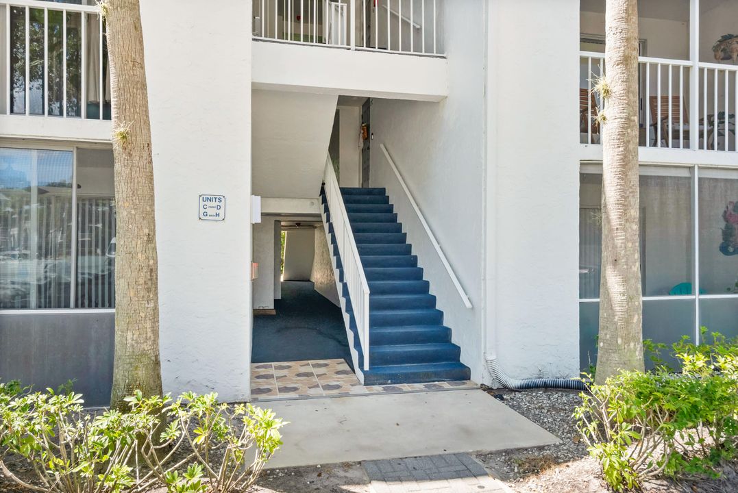 Active With Contract: $190,000 (2 beds, 2 baths, 1018 Square Feet)