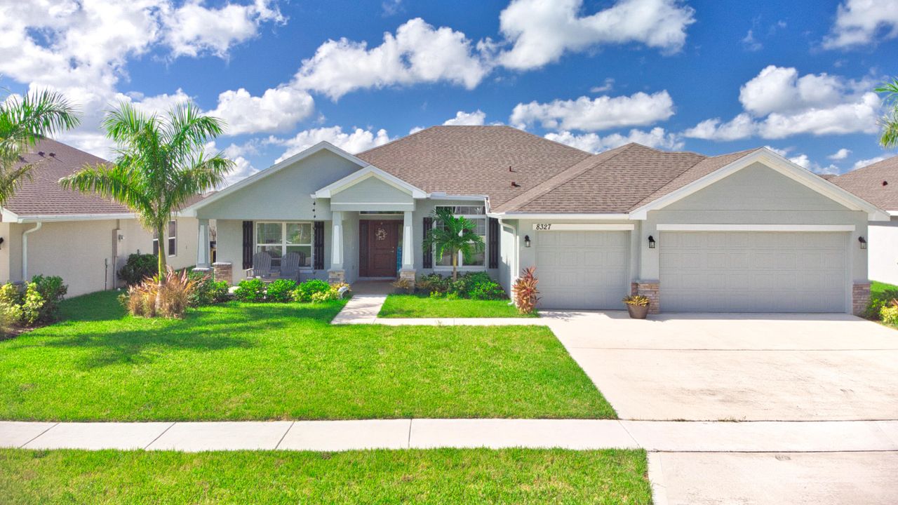 最近售出: $447,700 (4 贝兹, 3 浴室, 2268 平方英尺)