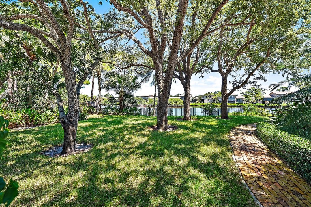 En Renta: $25,000 (5 camas, 5 baños, 6275 Pies cuadrados)