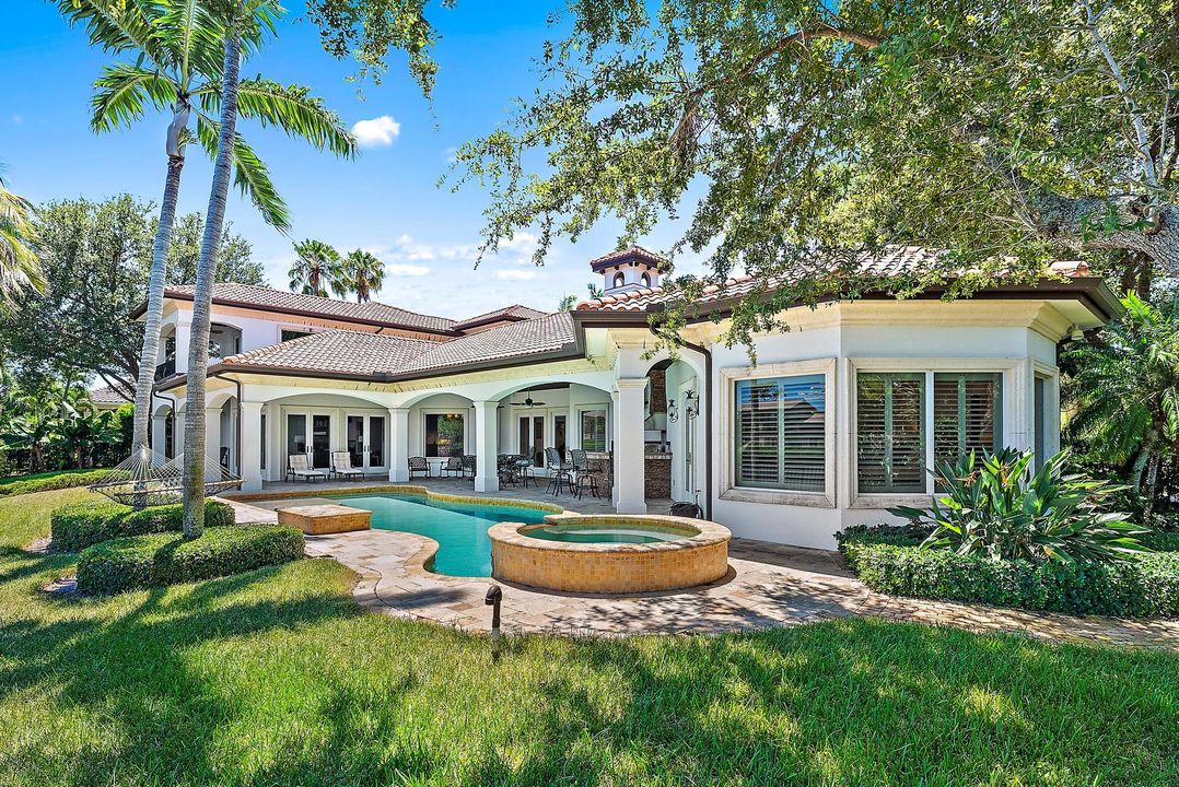 En Renta: $25,000 (5 camas, 5 baños, 6275 Pies cuadrados)