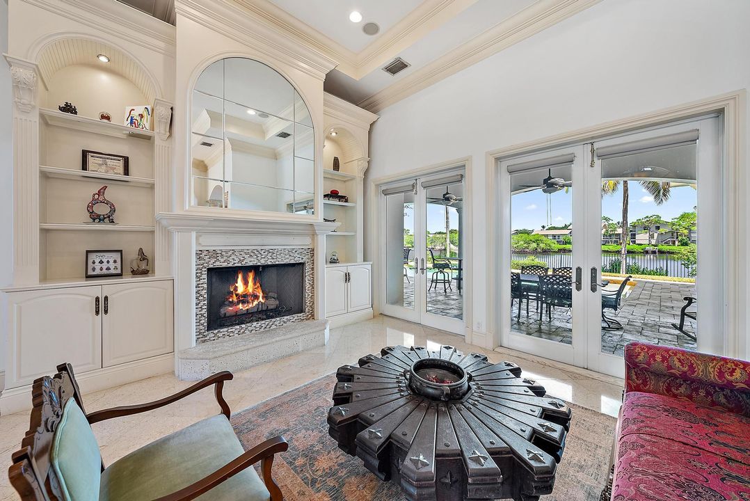 En Renta: $25,000 (5 camas, 5 baños, 6275 Pies cuadrados)