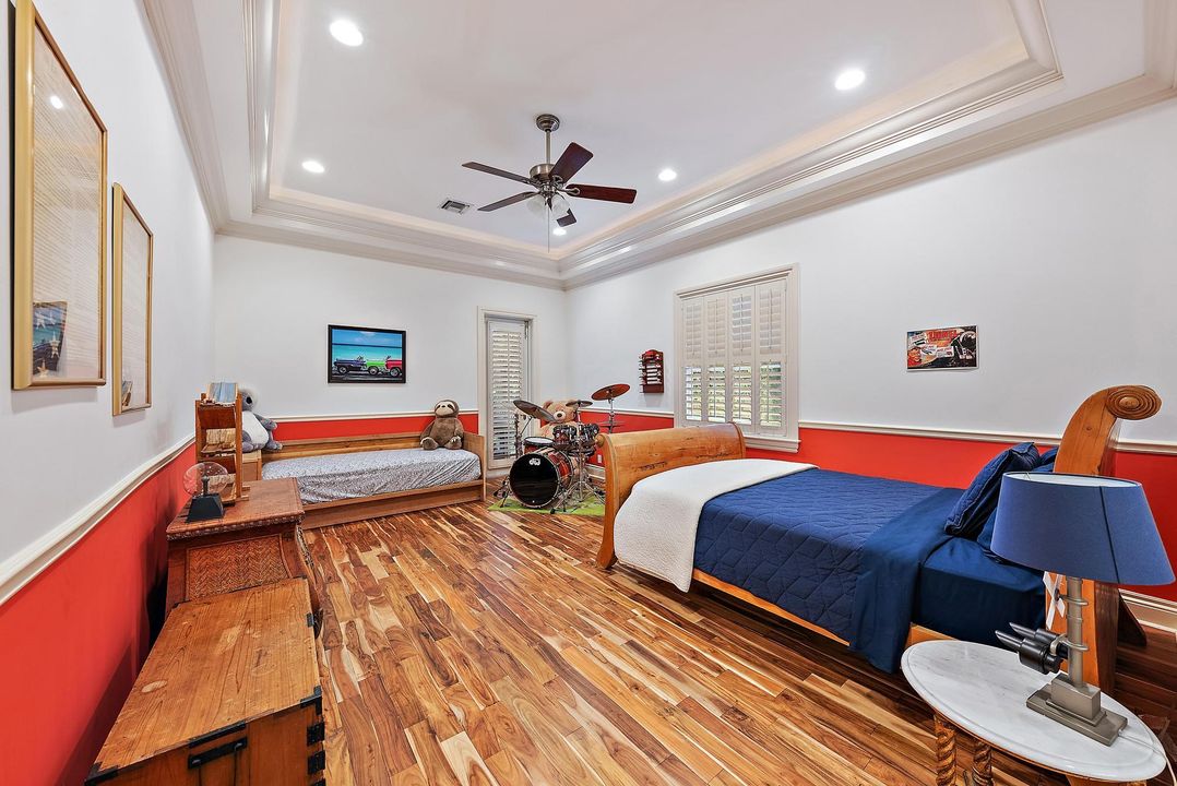 En Renta: $25,000 (5 camas, 5 baños, 6275 Pies cuadrados)