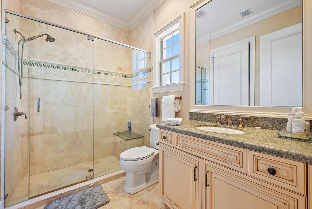 En Renta: $25,000 (5 camas, 5 baños, 6275 Pies cuadrados)