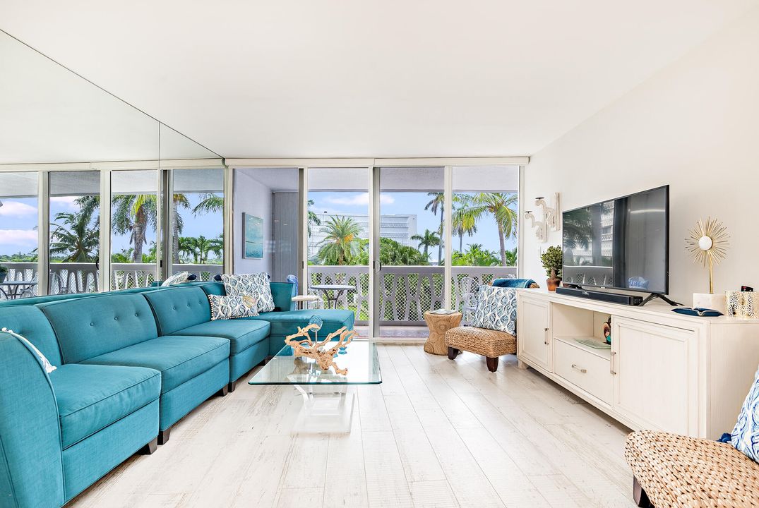 Active With Contract: $7,500 (2 beds, 2 baths, 1116 Square Feet)