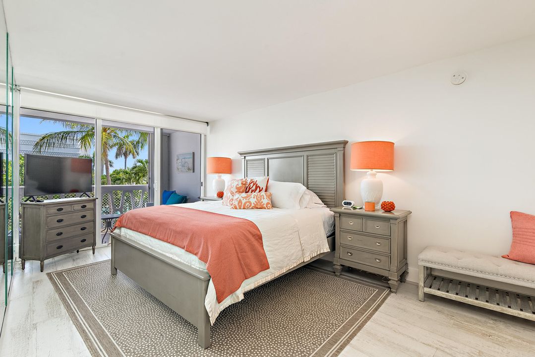 Active With Contract: $7,500 (2 beds, 2 baths, 1116 Square Feet)