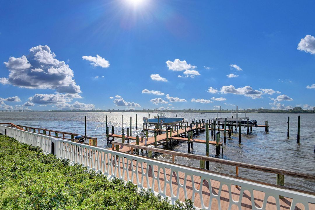 Active With Contract: $7,500 (2 beds, 2 baths, 1116 Square Feet)