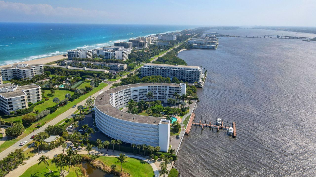 Active With Contract: $7,500 (2 beds, 2 baths, 1116 Square Feet)