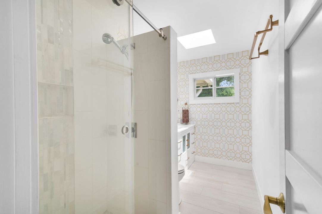 待售: $1,295,000 (3 贝兹, 2 浴室, 2057 平方英尺)