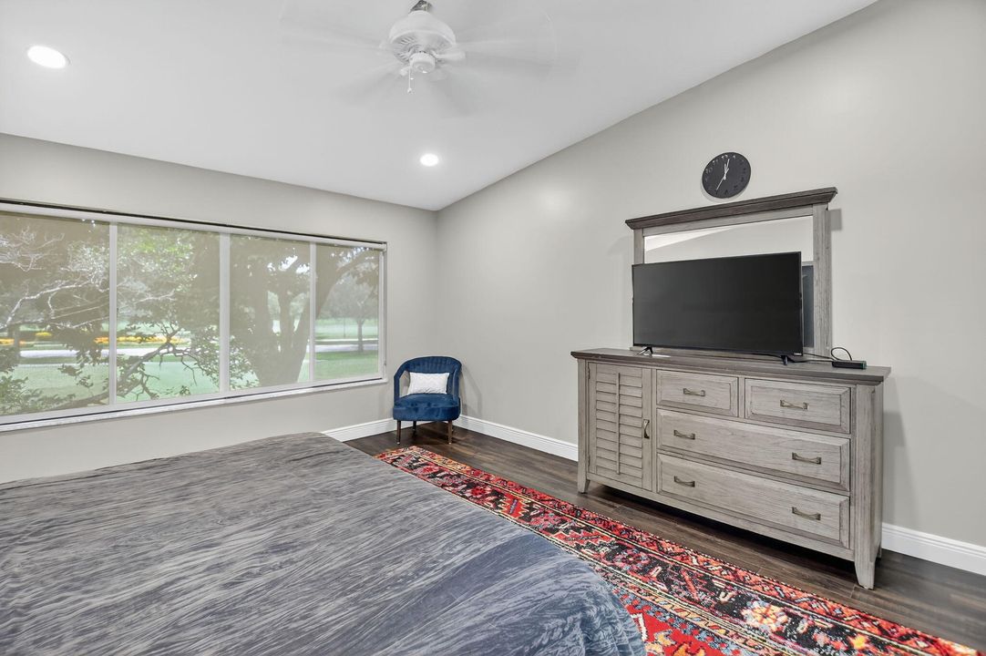 Active With Contract: $9,000 (2 beds, 2 baths, 1728 Square Feet)