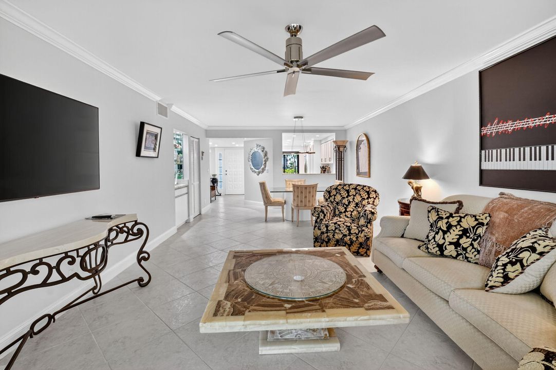 Activo con contrato: $8,500 (2 camas, 2 baños, 1311 Pies cuadrados)