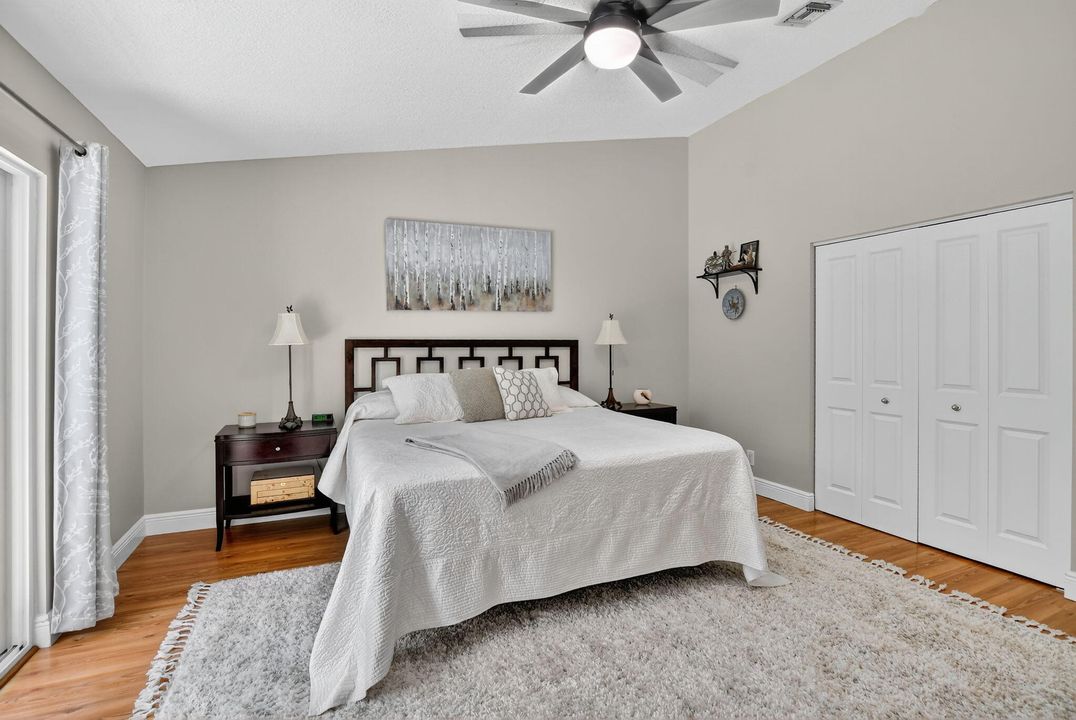 合同活跃: $799,900 (3 贝兹, 2 浴室, 1752 平方英尺)