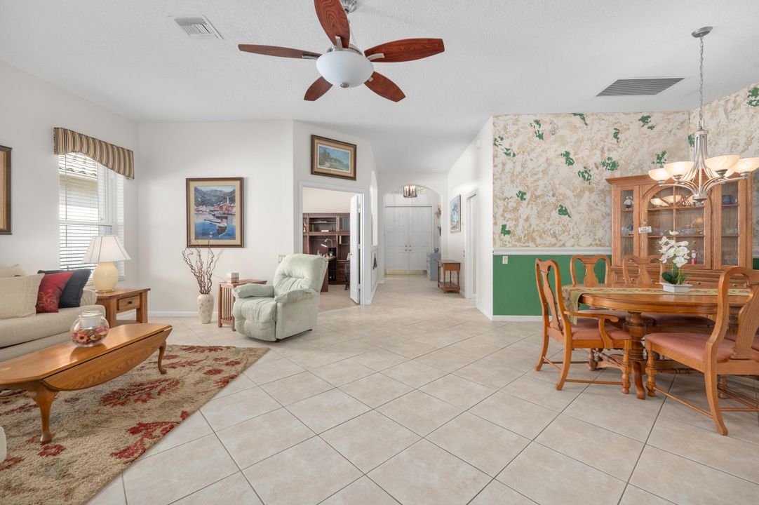 待售: $399,900 (3 贝兹, 2 浴室, 2080 平方英尺)