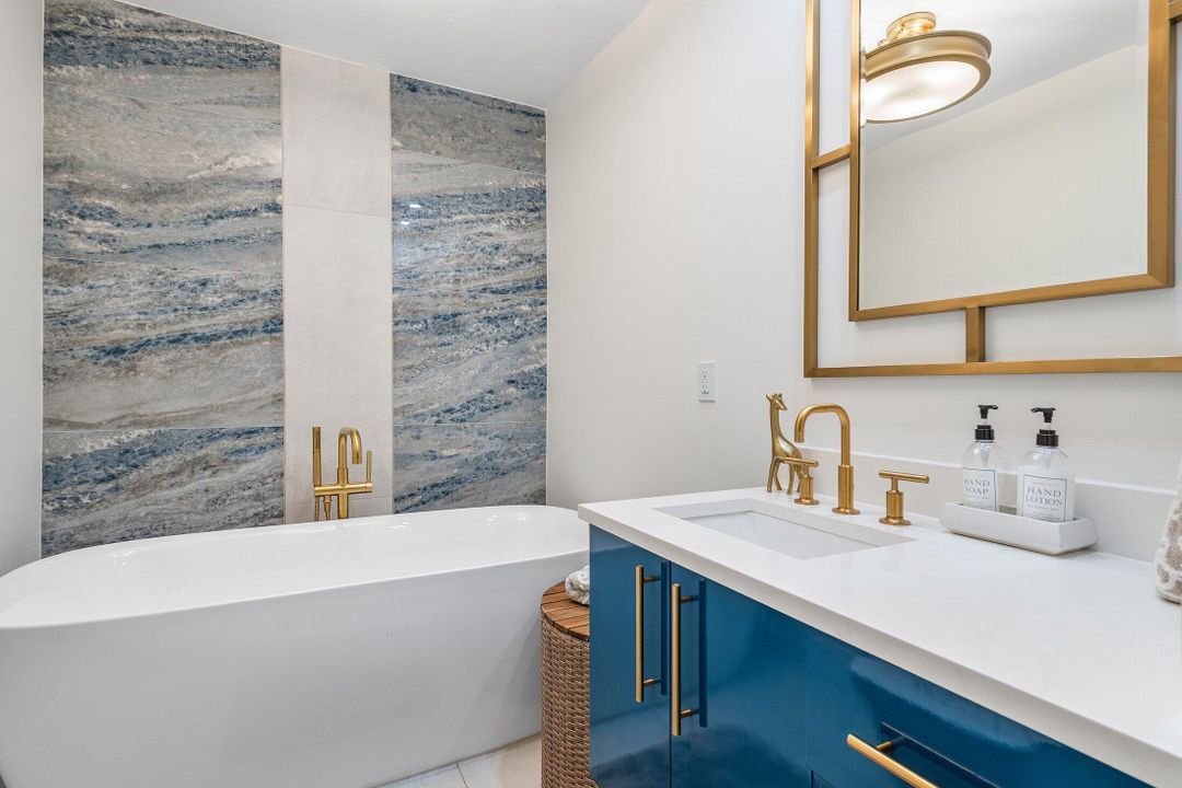 待售: $1,699,000 (4 贝兹, 3 浴室, 2268 平方英尺)