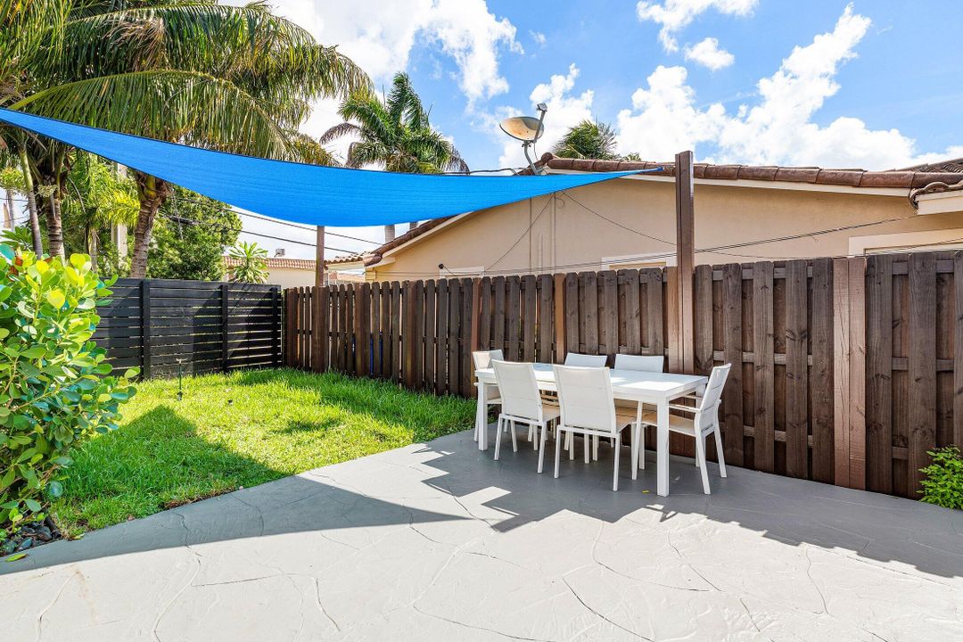 待售: $1,699,000 (4 贝兹, 3 浴室, 2268 平方英尺)