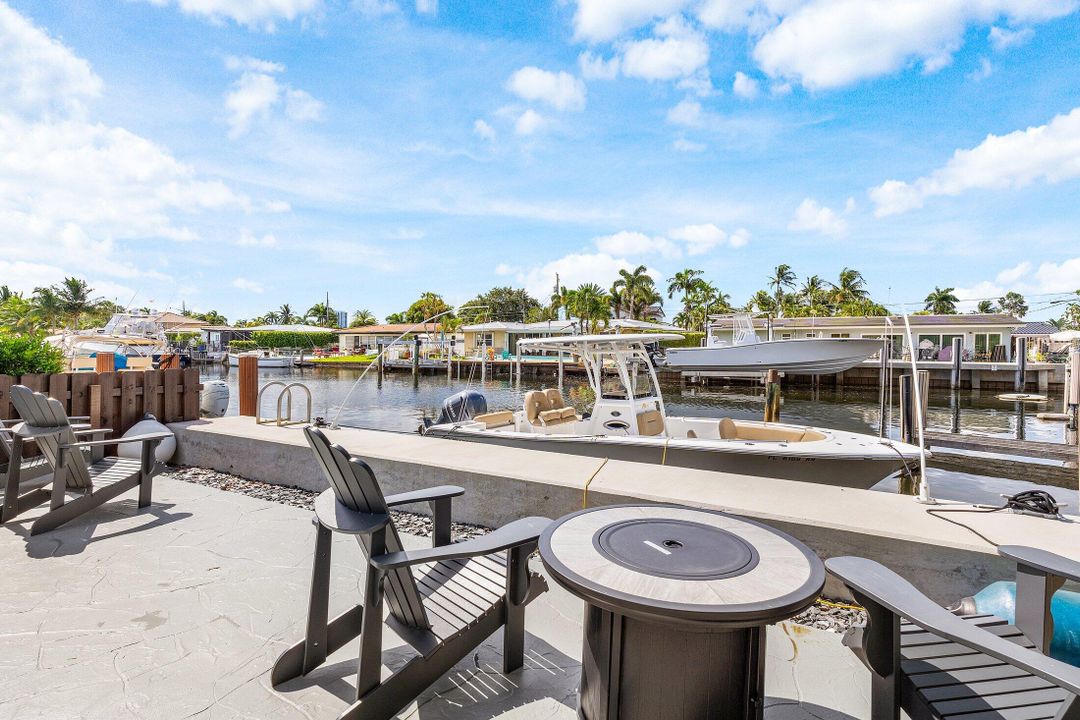 待售: $1,699,000 (4 贝兹, 3 浴室, 2268 平方英尺)