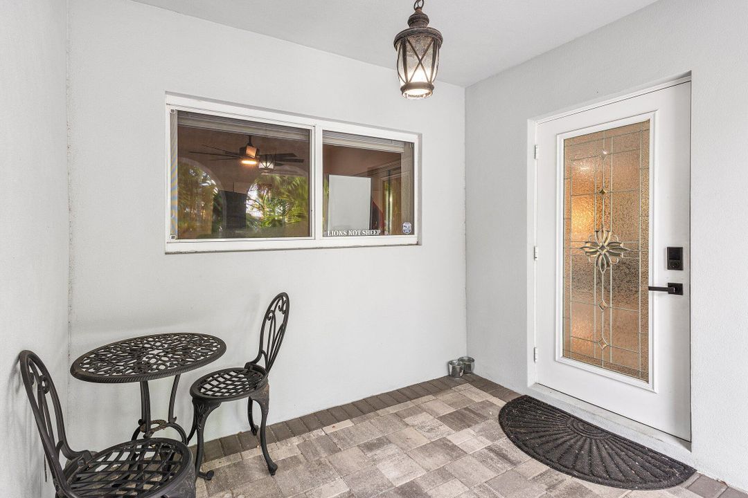 待售: $1,699,000 (4 贝兹, 3 浴室, 2268 平方英尺)