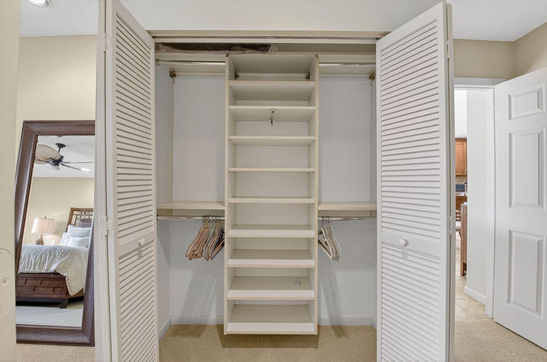 合同活跃: $6,000 (3 贝兹, 2 浴室, 2202 平方英尺)