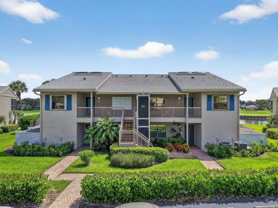 合同活跃: $6,000 (3 贝兹, 2 浴室, 2202 平方英尺)