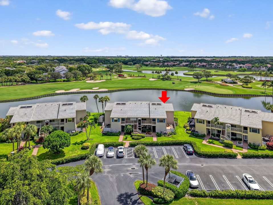 合同活跃: $6,000 (3 贝兹, 2 浴室, 2202 平方英尺)