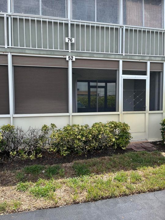 待售: $83,800 (2 贝兹, 2 浴室, 880 平方英尺)