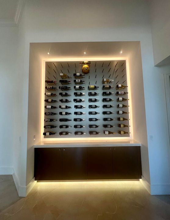 出租: $15,000 (4 贝兹, 4 浴室, 4414 平方英尺)