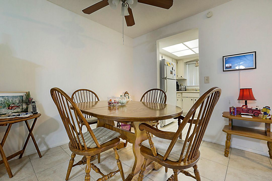 Active With Contract: $65,000 (1 beds, 1 baths, 611 Square Feet)