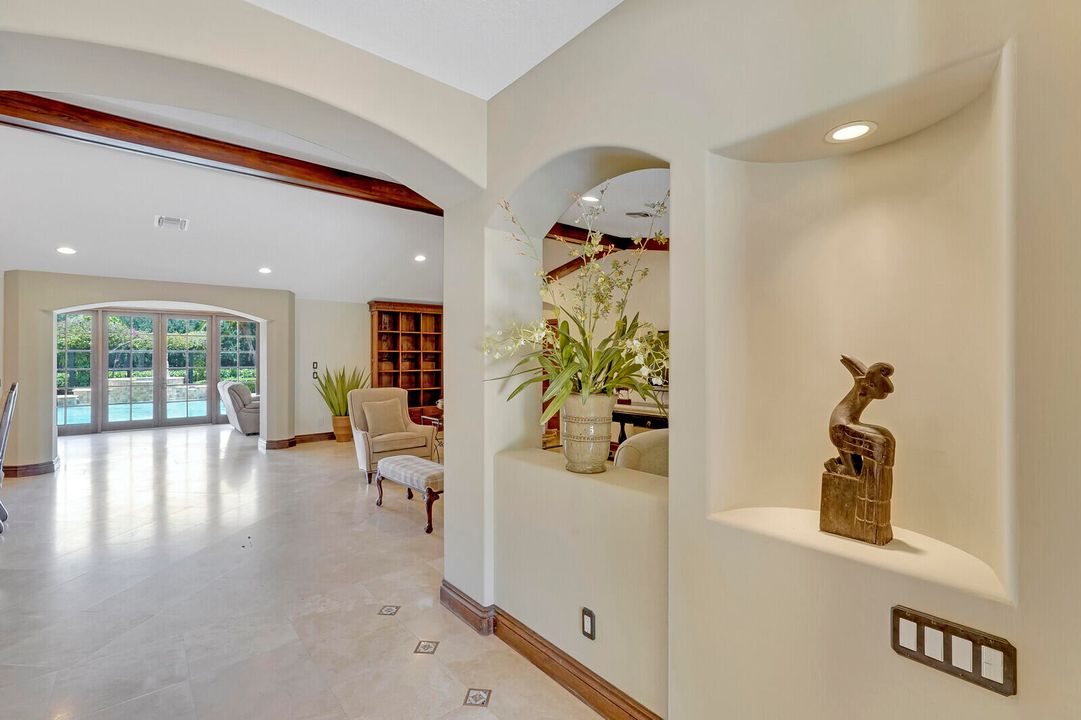 For Rent: $16,000 (4 beds, 4 baths, 5510 Square Feet)