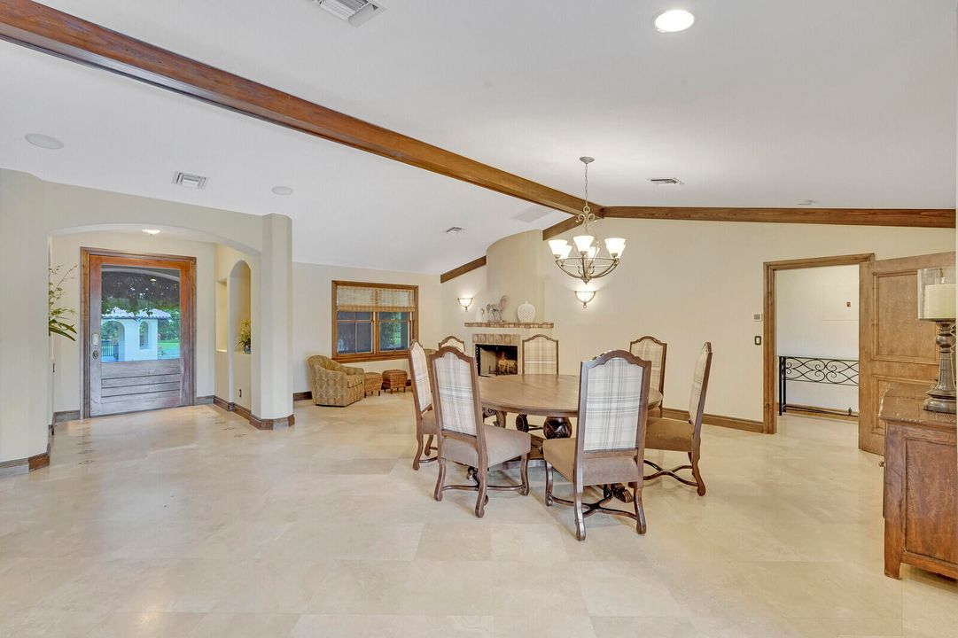 For Rent: $16,000 (4 beds, 4 baths, 5510 Square Feet)