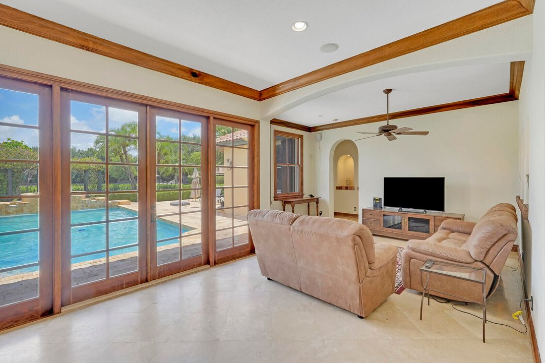 For Rent: $16,000 (4 beds, 4 baths, 5510 Square Feet)