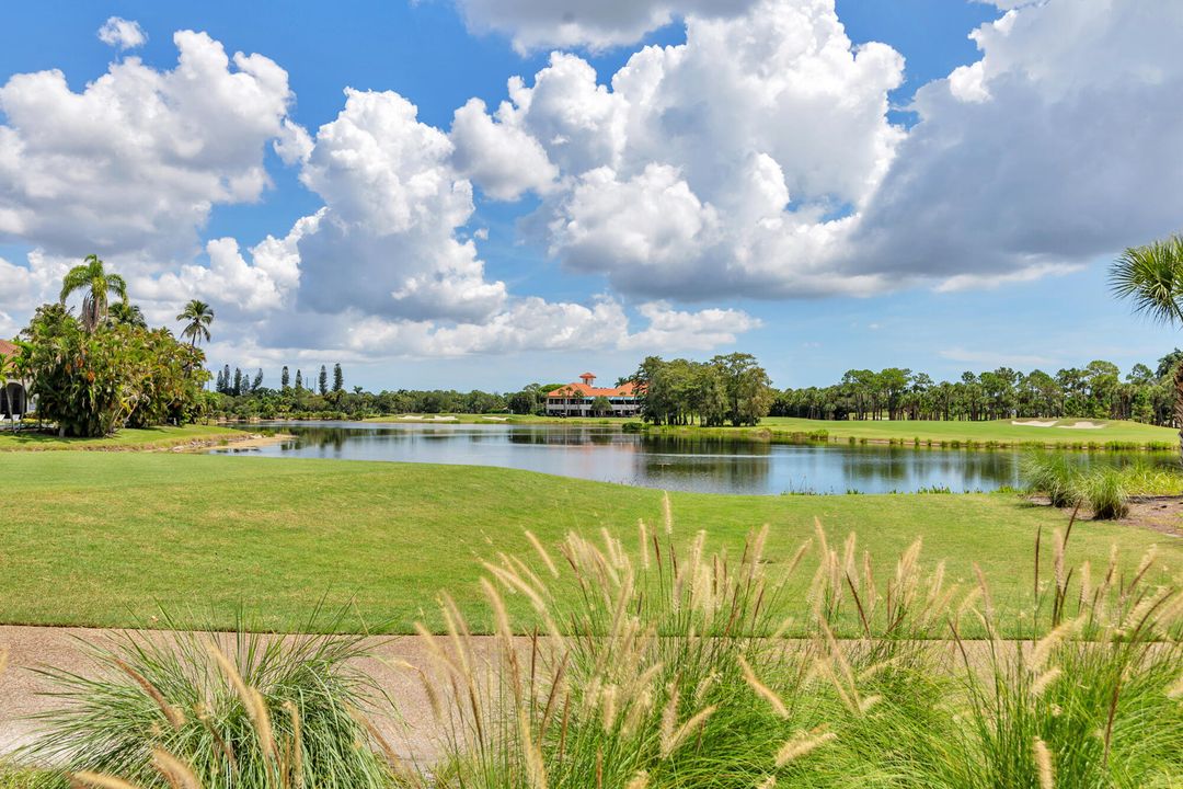 出租: $15,000 (4 贝兹, 4 浴室, 4414 平方英尺)