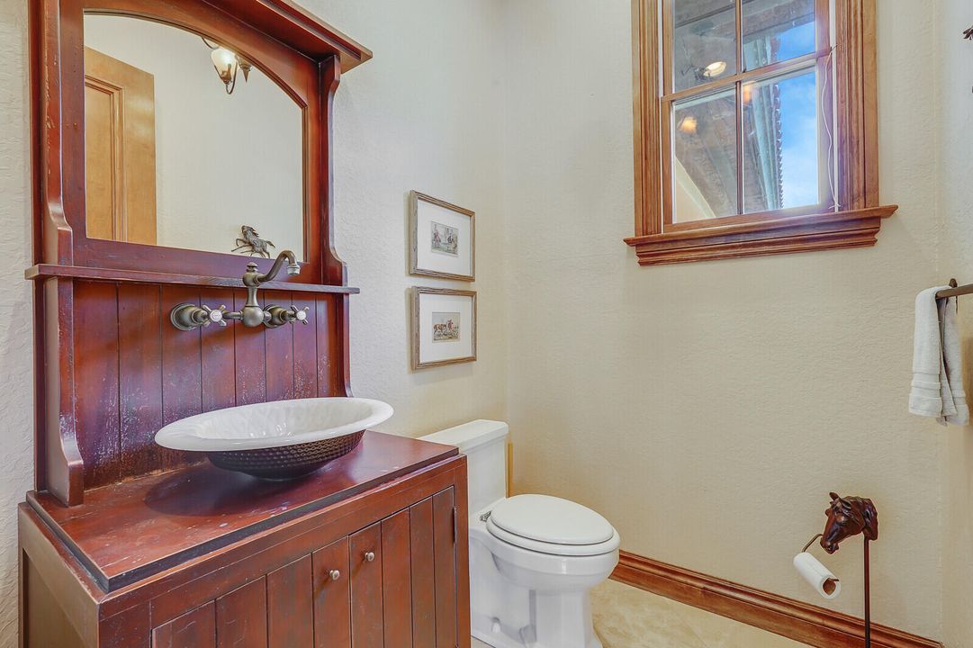 For Rent: $16,000 (4 beds, 4 baths, 5510 Square Feet)