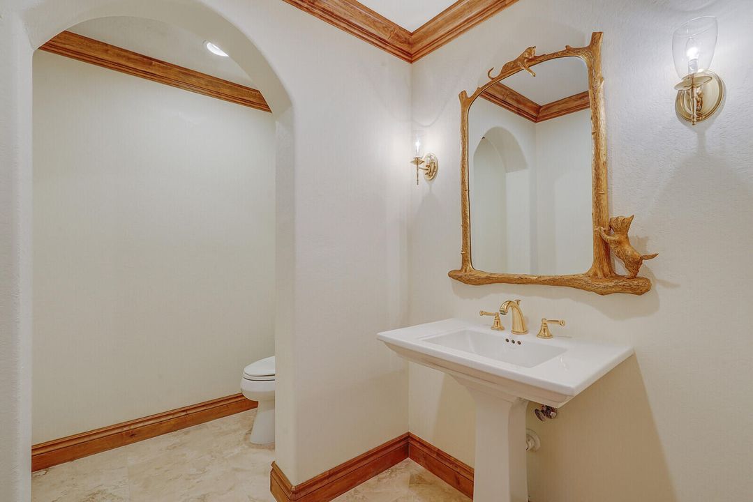 For Rent: $16,000 (4 beds, 4 baths, 5510 Square Feet)