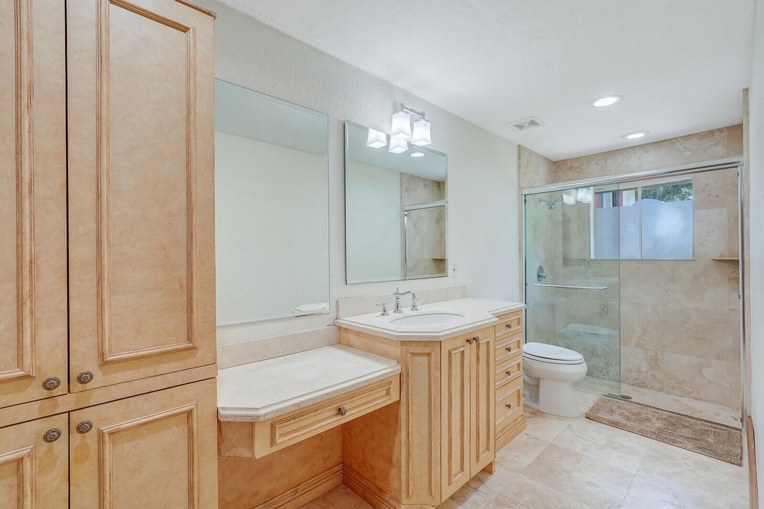 For Rent: $16,000 (4 beds, 4 baths, 5510 Square Feet)