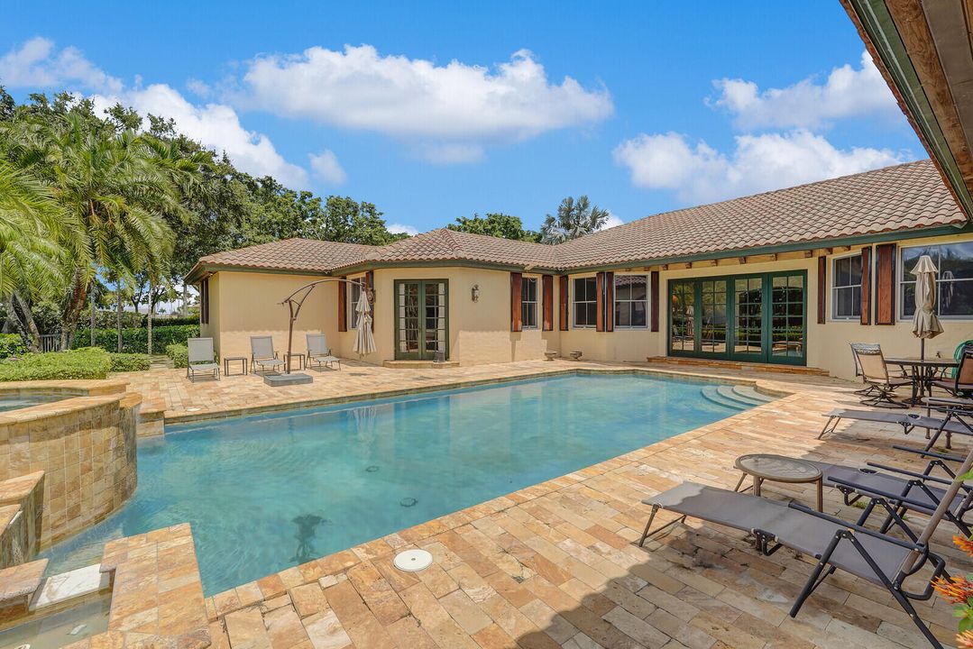 For Rent: $16,000 (4 beds, 4 baths, 5510 Square Feet)