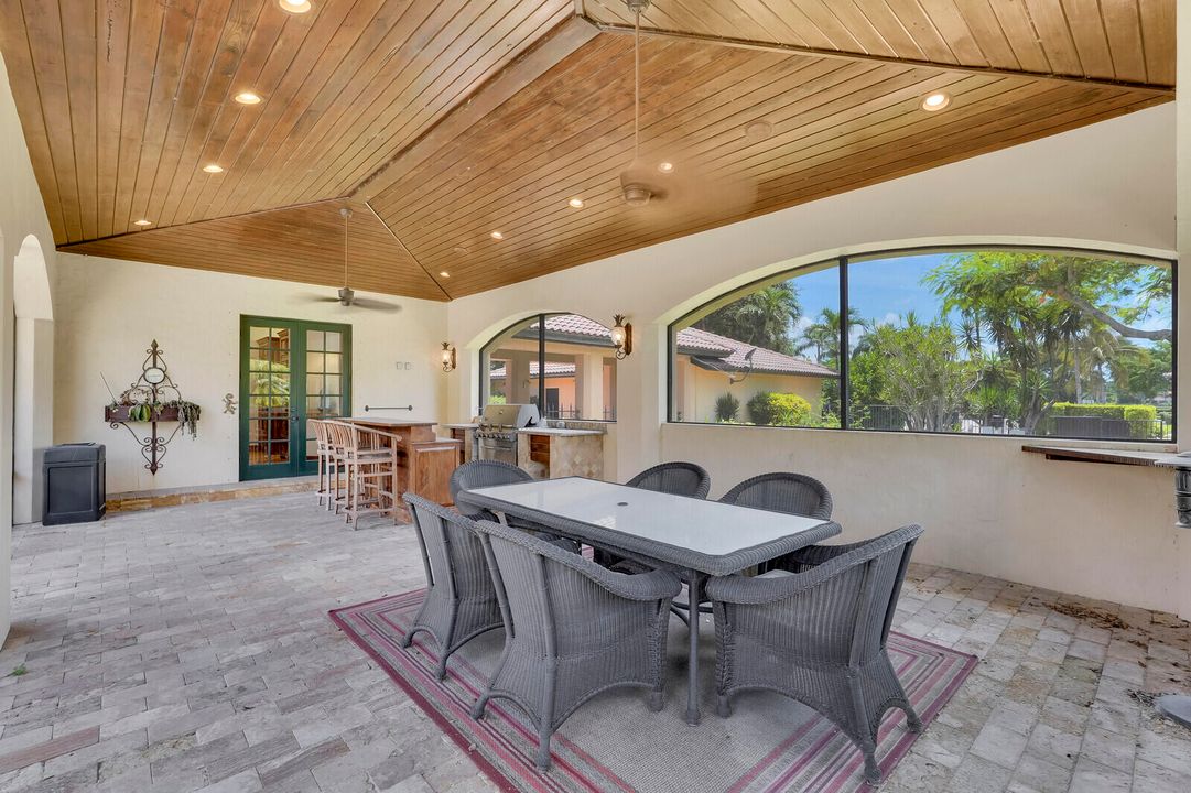 For Rent: $16,000 (4 beds, 4 baths, 5510 Square Feet)