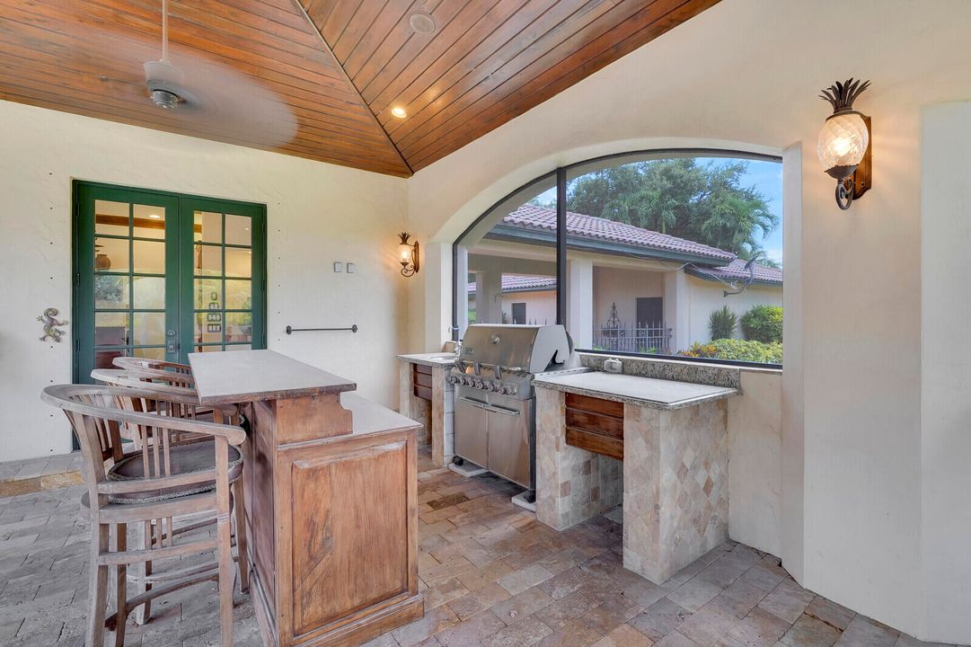 For Rent: $16,000 (4 beds, 4 baths, 5510 Square Feet)