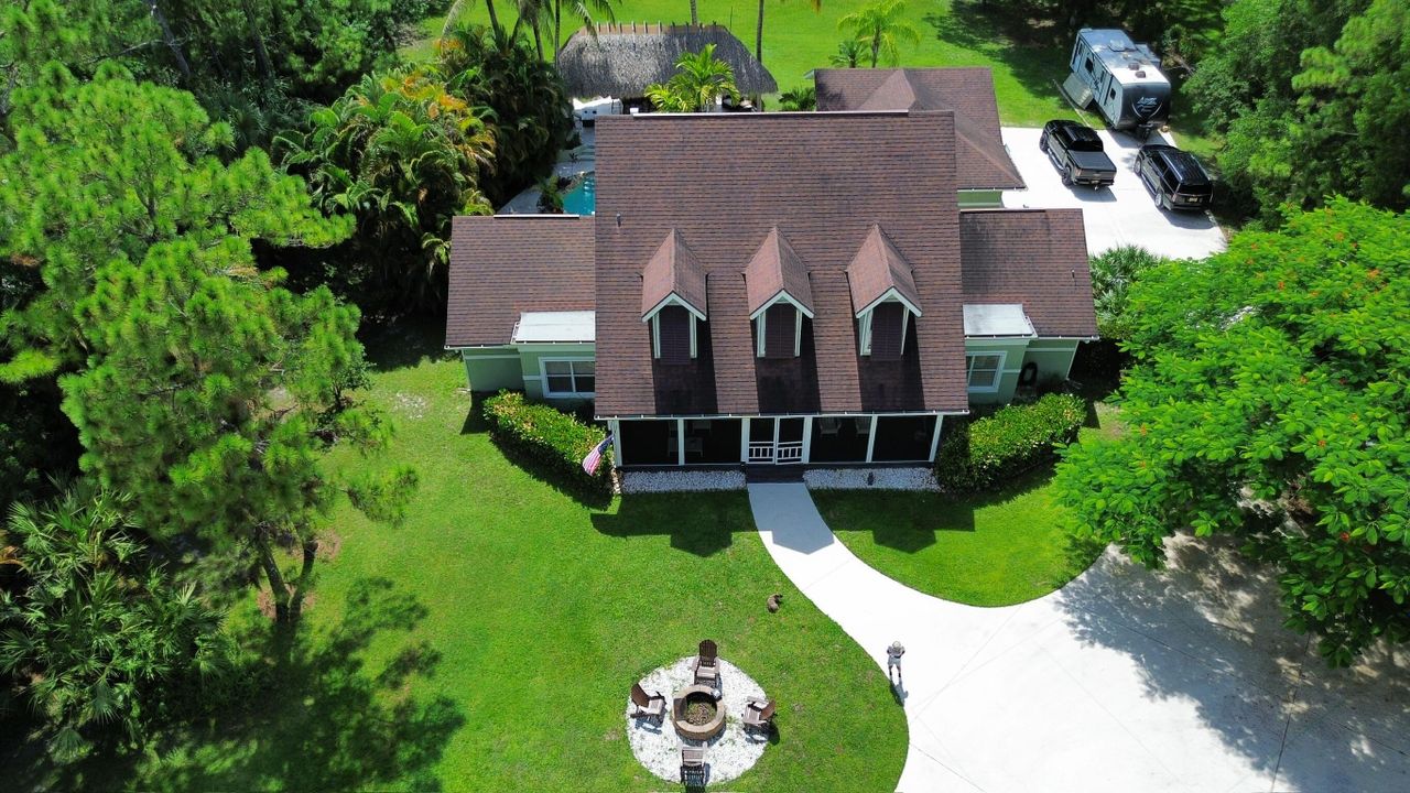 На продажу: $2,100,000 (4 спален, 2 ванн, 3766 Квадратных фут)