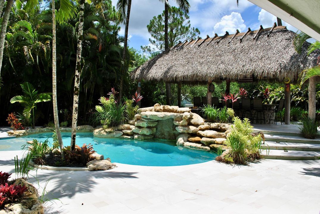 На продажу: $2,100,000 (4 спален, 2 ванн, 3766 Квадратных фут)