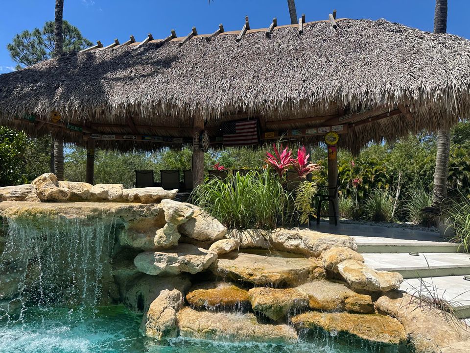 На продажу: $2,100,000 (4 спален, 2 ванн, 3766 Квадратных фут)