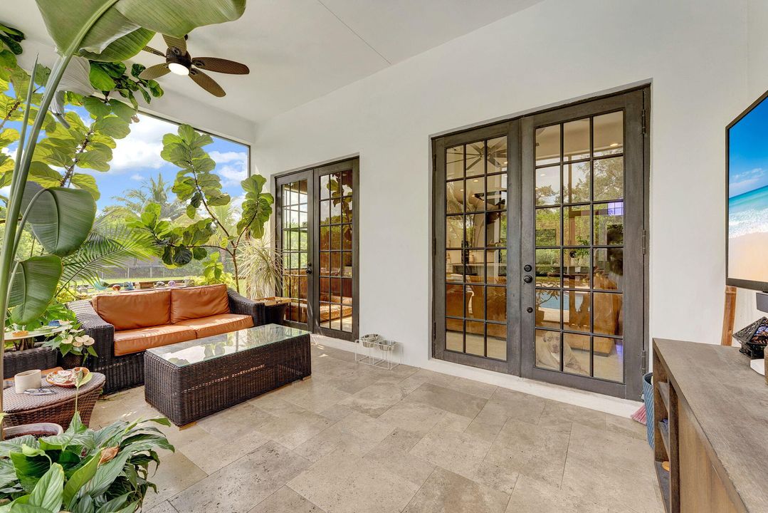 Active With Contract: $1,889,000 (6 beds, 4 baths, 4441 Square Feet)