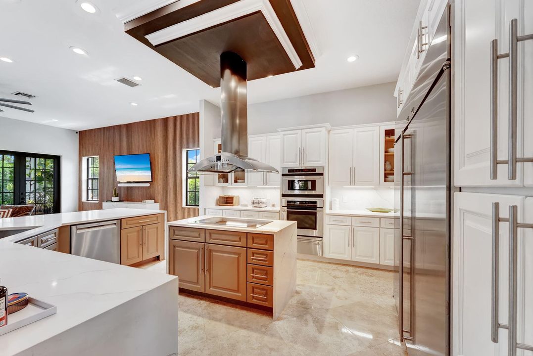 Active With Contract: $1,889,000 (6 beds, 4 baths, 4441 Square Feet)