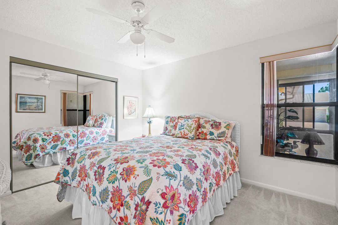 For Sale: $329,900 (2 beds, 2 baths, 1638 Square Feet)