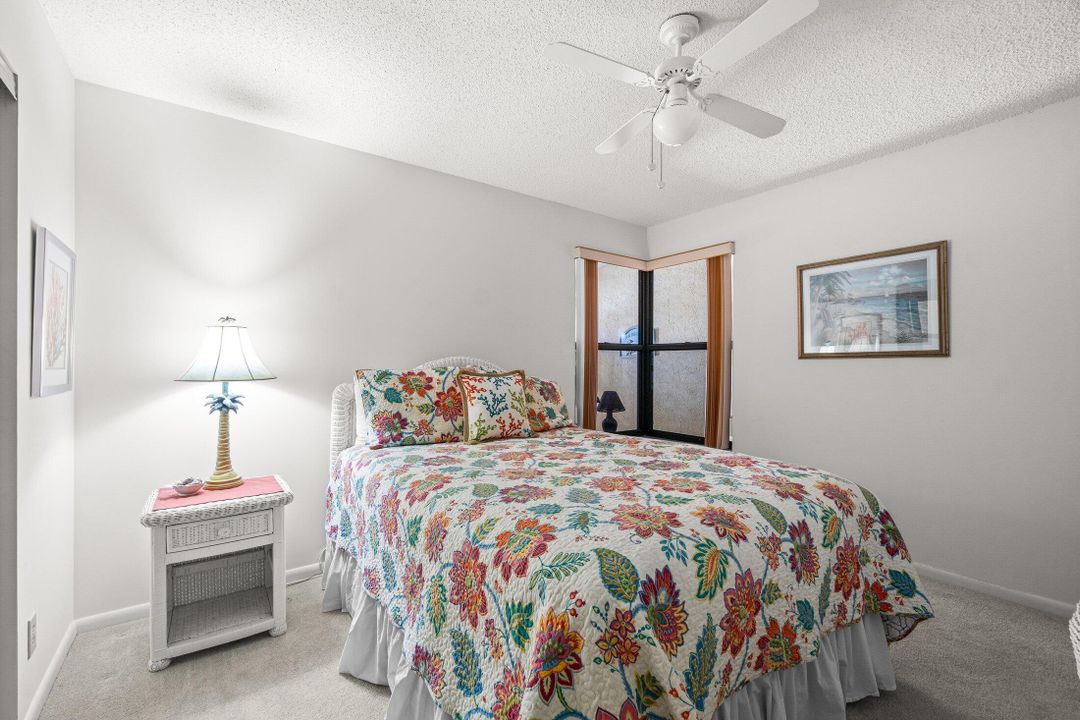 For Sale: $329,900 (2 beds, 2 baths, 1638 Square Feet)