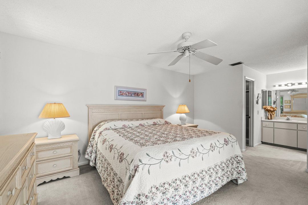 For Sale: $329,900 (2 beds, 2 baths, 1638 Square Feet)