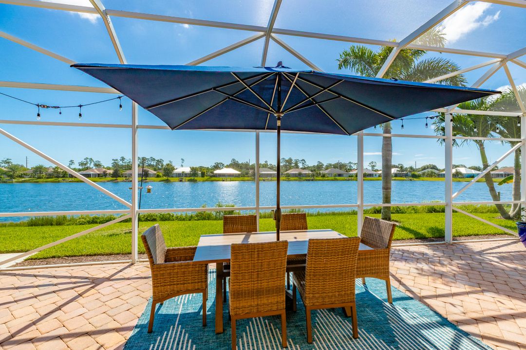 For Sale: $699,900 (4 beds, 3 baths, 2649 Square Feet)