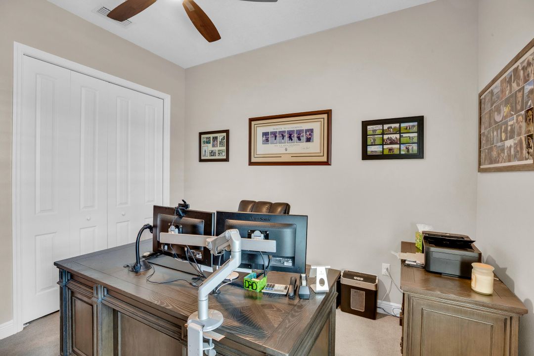 For Sale: $699,900 (4 beds, 3 baths, 2649 Square Feet)