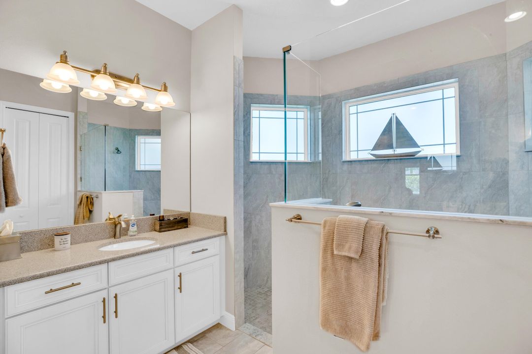 For Sale: $699,900 (4 beds, 3 baths, 2649 Square Feet)