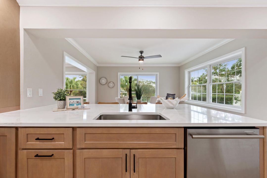 For Sale: $1,920,000 (4 beds, 4 baths, 3297 Square Feet)