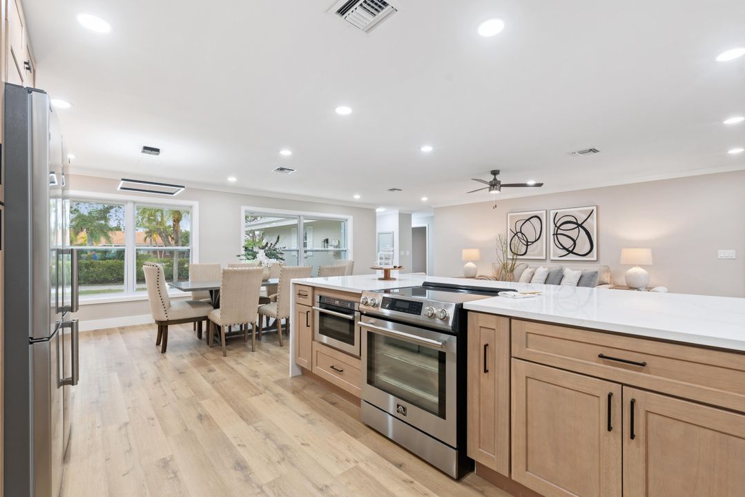 For Sale: $1,920,000 (4 beds, 4 baths, 3297 Square Feet)