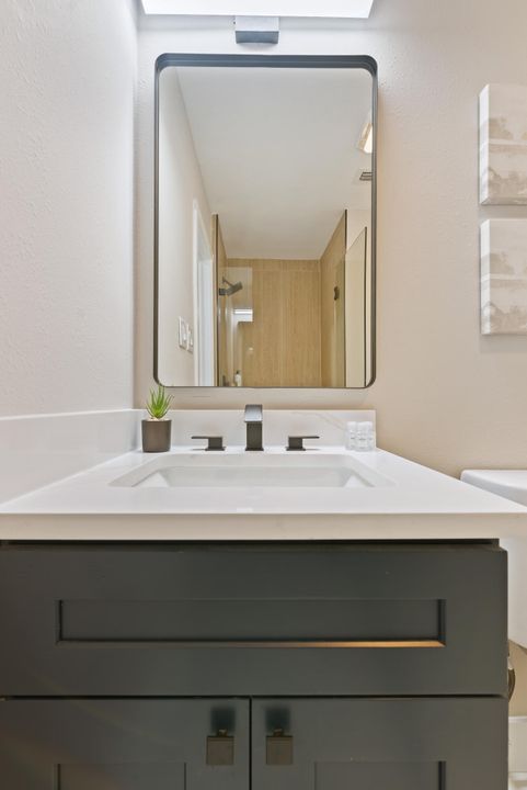 For Sale: $1,920,000 (4 beds, 4 baths, 3297 Square Feet)